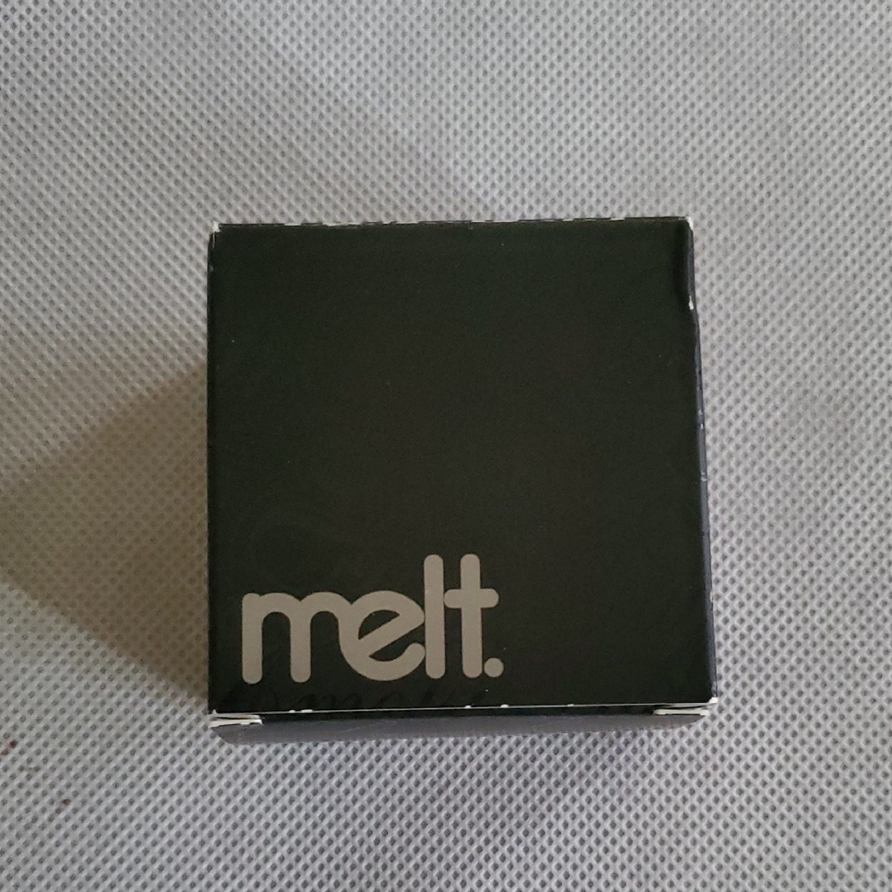 BNIB Melt Love Sick Stack.
